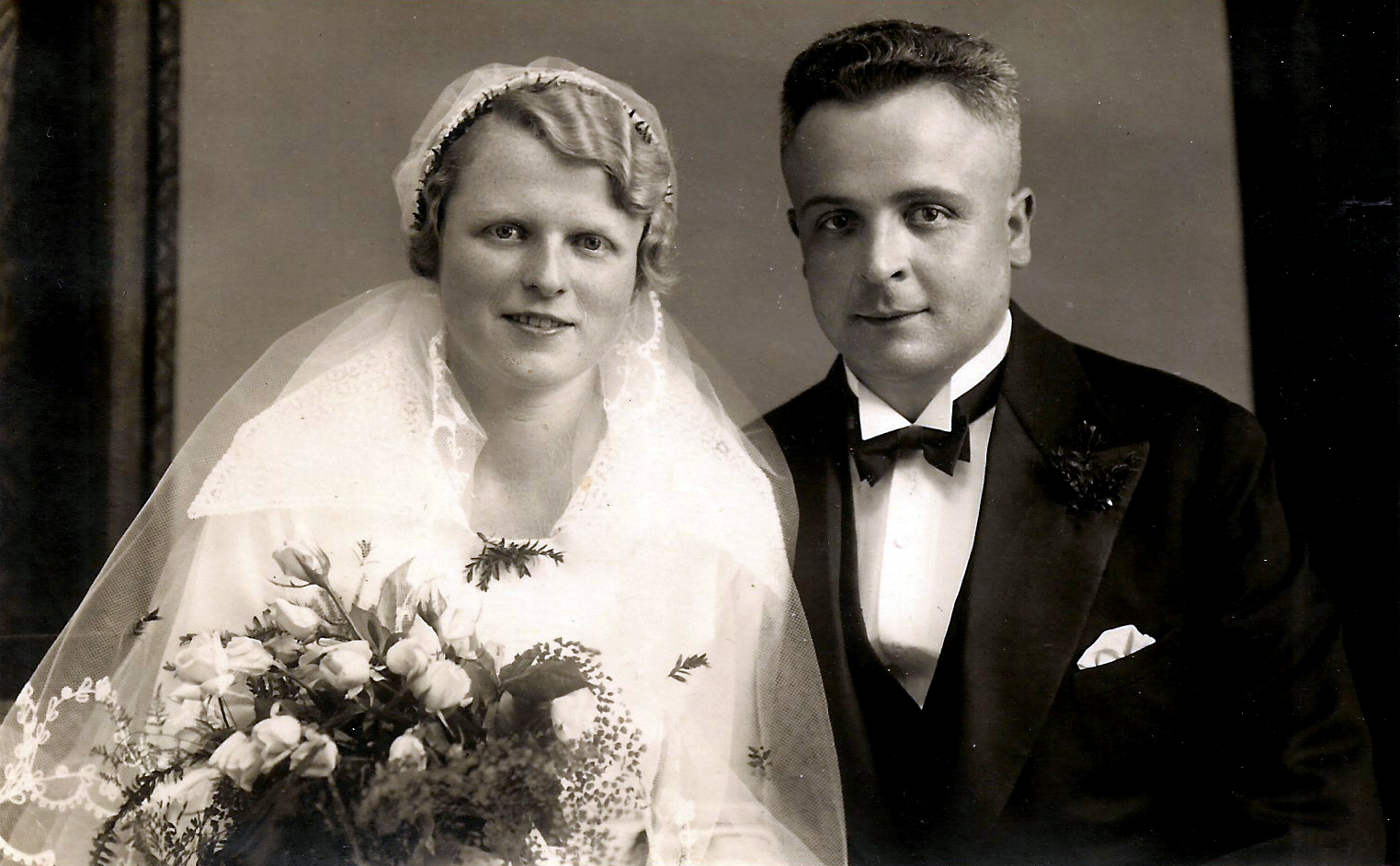 Marriage of Hildegard Just (born on September 11, 1912 in Breslau) and Alfred Jockisch (born December 03, 1907 in Deutschwetter bei Neiße), on July 24, in Schlesien (Silesia).
